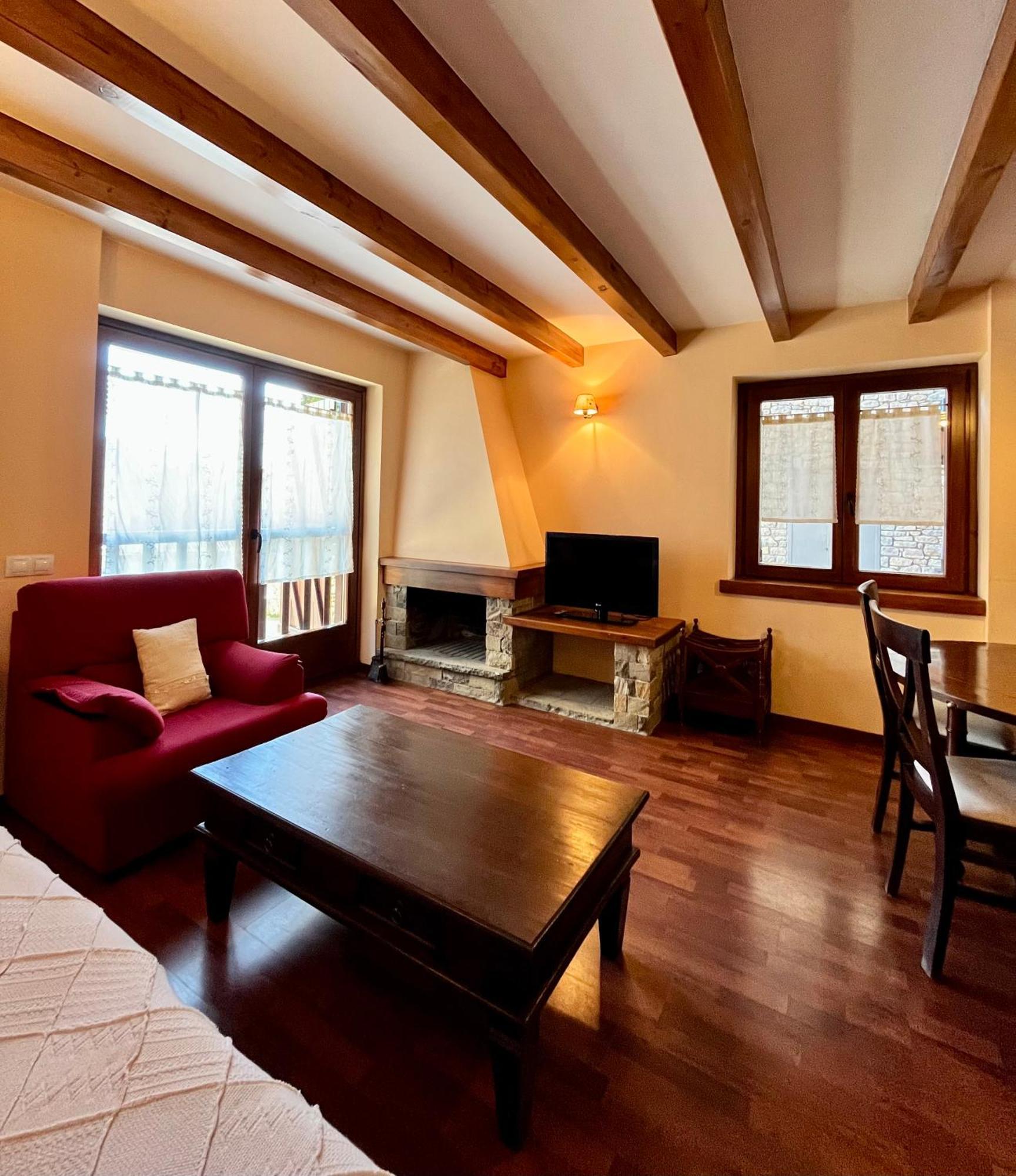Luxury House Valencia D'Aneu Lejlighed Eksteriør billede